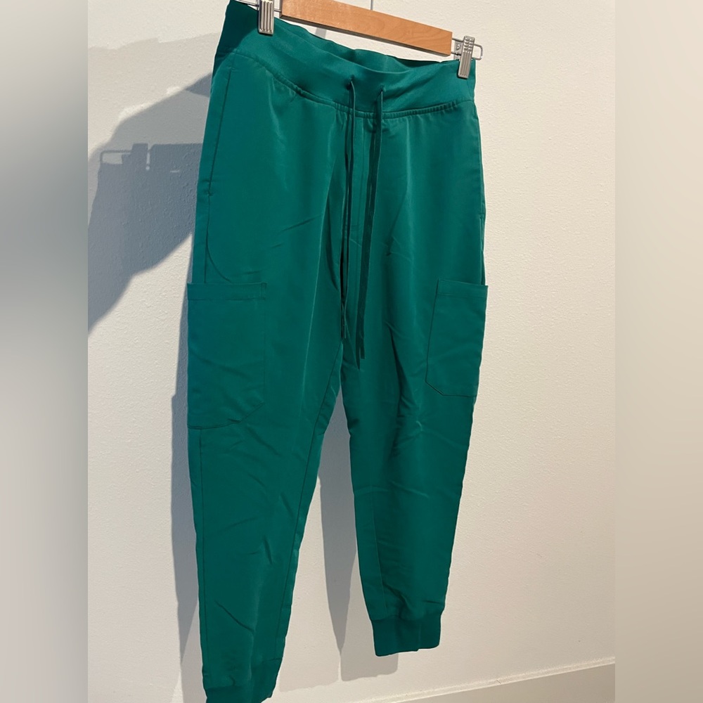 Mandala Scrubs Women’s Joggers - Hunter Green - XS Petite